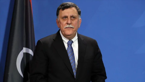استقالة السراج والتوازنات في ليبيا