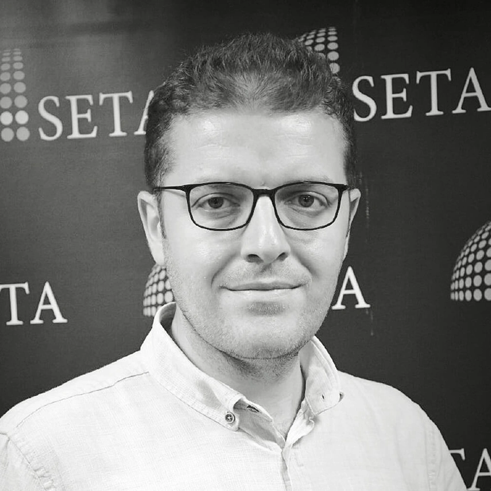 CENK BEYAZ - PHOTO