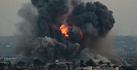 Israel: Further intensify!