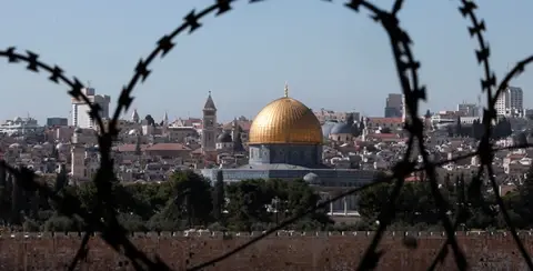 Palestinians in East Jerusalem: Road Map to Annexation