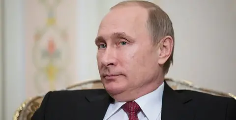 Putin in Cairo, Sissi in Ecstasy