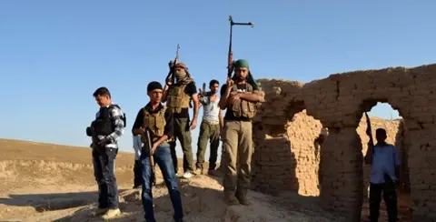 The Map of Insurgency in Iraq: The Armed Groups