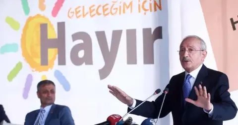 'No' Campaign Pulls a Trick Out of European Far Right's Playbook