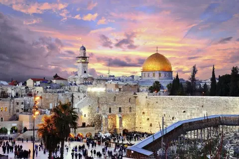 Al-Quds: A jewel too dear to be manipulated