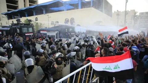 Social unrest may turn to political turmoil in Iraq