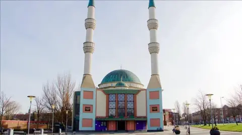 Muslims in Netherlands call for security in mosques