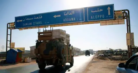 Turkey works on two different fronts in Syria