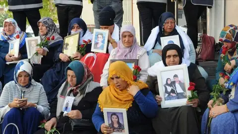 Pressure on HDP good for Turkey and Kurds