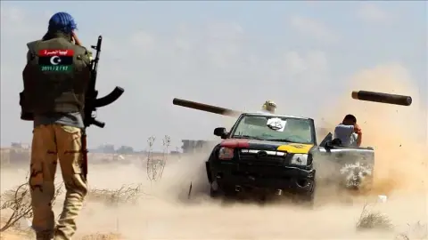 Taming dissent key to diplomatic solution in Libya crisis