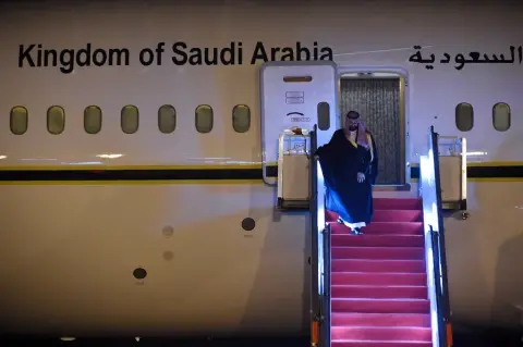 Saudi gamble at delicate time: Detentions, oil price war