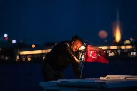 In Turkey, a race to the bottom with negative campaigns