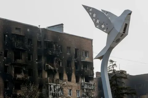 Bolder steps required for peace in Ukraine war