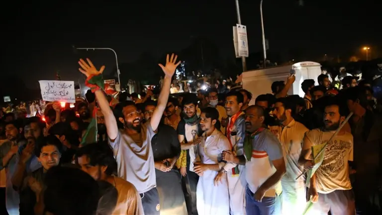 Experts Respond: Political Crisis in Pakistan | The Reasons behind the Turmoil and Its Implications