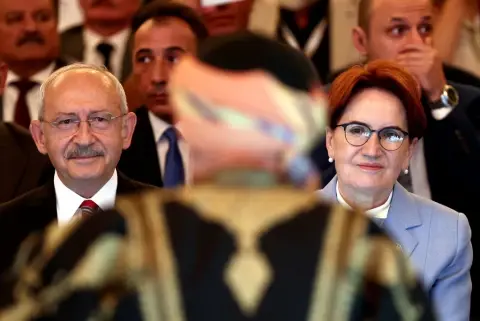 The core question is the future of ’table’: İP or HDP?