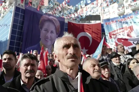 Good Party: The party in the middle of the fault lines