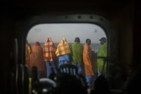 UK’s ’ground-breaking’ asylum bill to tackle irregular migration