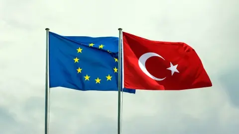 Turkey: Will the EU step up to resolve the Schengen visa crisis?
