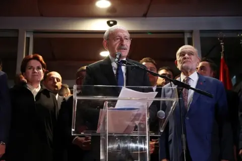 Turkish opposition persists in blame game as local elections loom