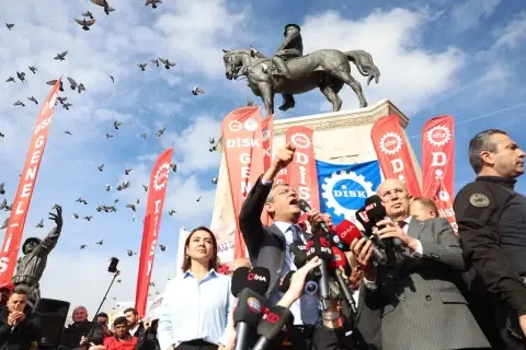 Turkish main opposition CHP’s left and right