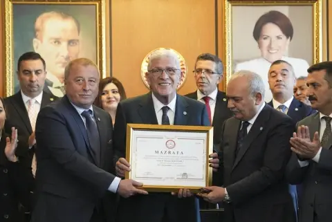 CHP Chair Özel’s line challenges new IP’s third-way agenda