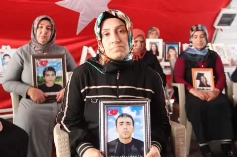 Contradictions and strategic exhaustion behind PKK’s dissolution