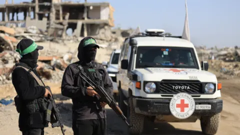Search for bodies of Israeli captives continues in Gaza