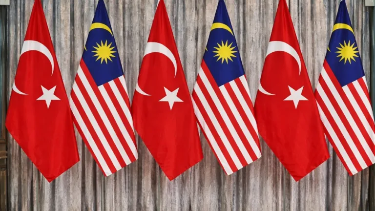 Deputy President of the Malaysian Senate Visits SETA Istanbul