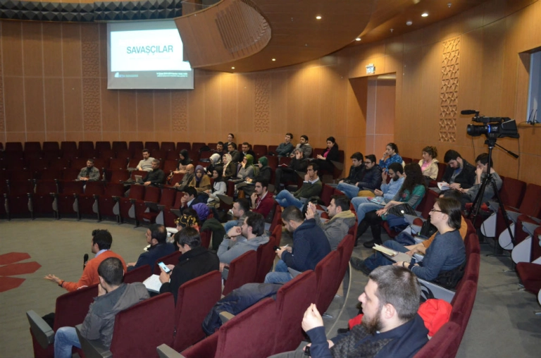 Avrupalı Yabancı Savaşçılar: Kimlik, Sosyal Medya ve Radikalleşme