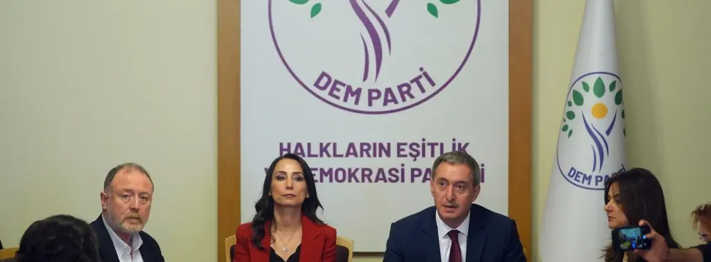 Podcast oynatıcı arkaplan görseli