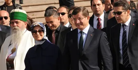 12 İmam’ın Yolunda Nereye?
