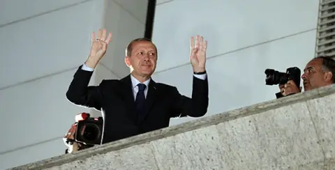 AK Parti, 30 Mart’tan Zaferle Çıktı