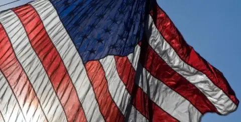 Amerikan Dünya Düzeni Çöküyor Mu?