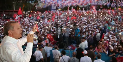 "Biz Maraton Koşucusuyuz. Bu Şarkı Bitmez."