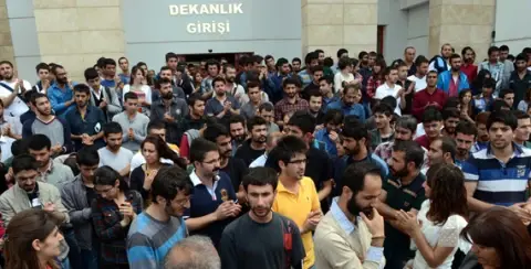 Çözüm Sürecinin Aşil Topuğu: Üniversiteler