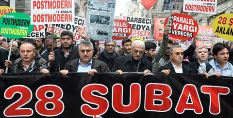 Darbeden Çözüme İki Farklı 28 Şubat