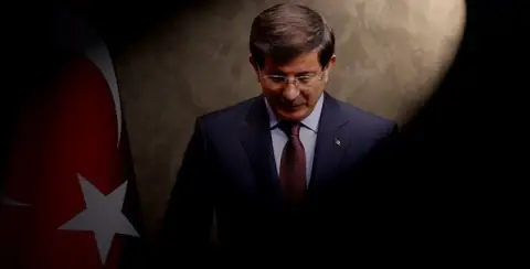 Davutoğlu Nelerle Yüzleşecek?