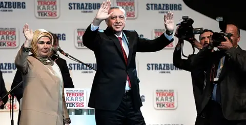 Diktatör Söylemi Siyasal Propagandadan İbaret