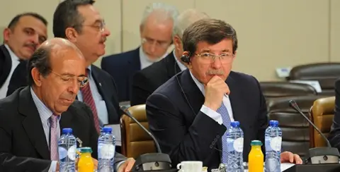 Dış Politikada “Revizyon” Gerekli mi?