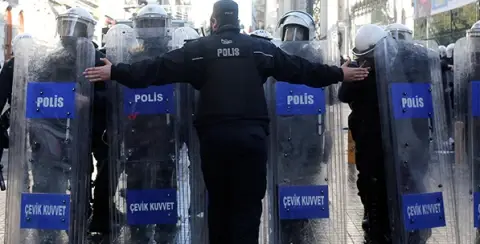 Gülen Cemaati’nin Normalleşme Krizi