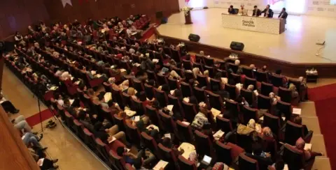 İdealler ve Yeni Nesil Arasında Ortak Bir Dil Arayışı