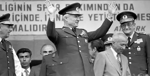 Kenan Evren ve Darbe Arkadaşları