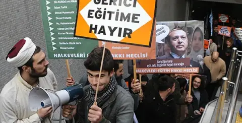 Muhalefet Neye Muhalif?