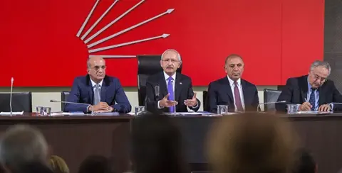 Muhalefetin Oksimoron Siyaseti