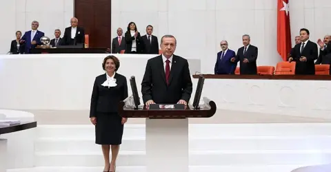 Seçilmiş Cumhurbaşkanı Ne İfade Ediyor?