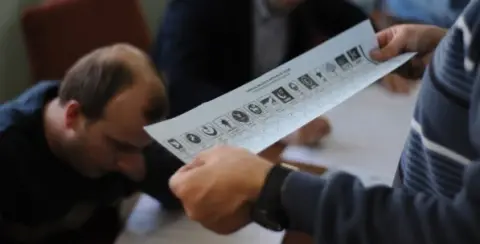 Seçim Sistemi Tartışmalarına Nerden Başlamalıyız?