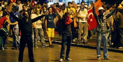 Seküler Dünya’nın Hayali Müzakere ’Cenneti’: Müzakereci/Katılımcı Demokrasi