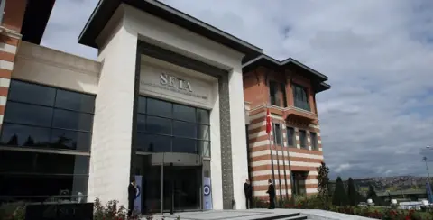 SETA İstanbul Faaliyete Geçti