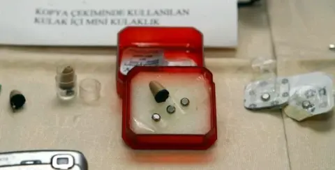 Sınavlardaki Yolsuzlukların da Üzerine Gidilsin