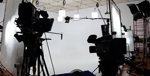 The Kertenkele: Popüler Kültürün Aşırı-Politikleştirilmesi
