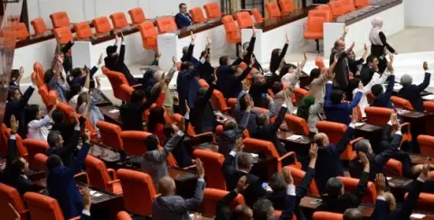 Umut Tacirleri İşbaşında